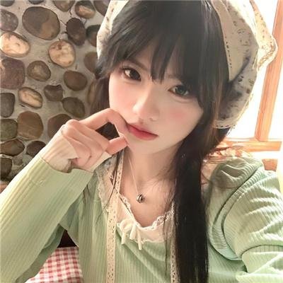 美女和液体人